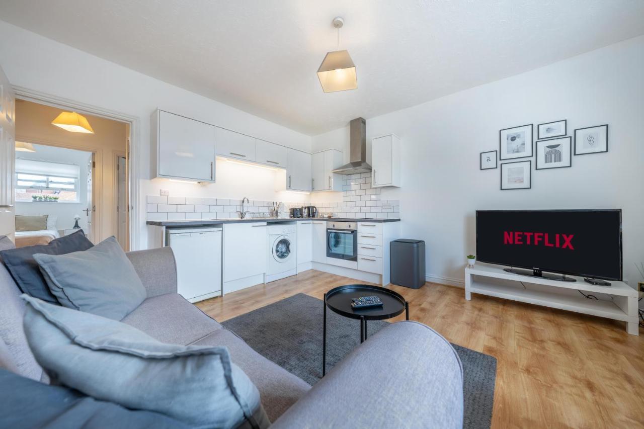 Stansted Airport & Bishops Stortford Town Centre Professional Apartment Бишопс-Стортфорд Экстерьер фото