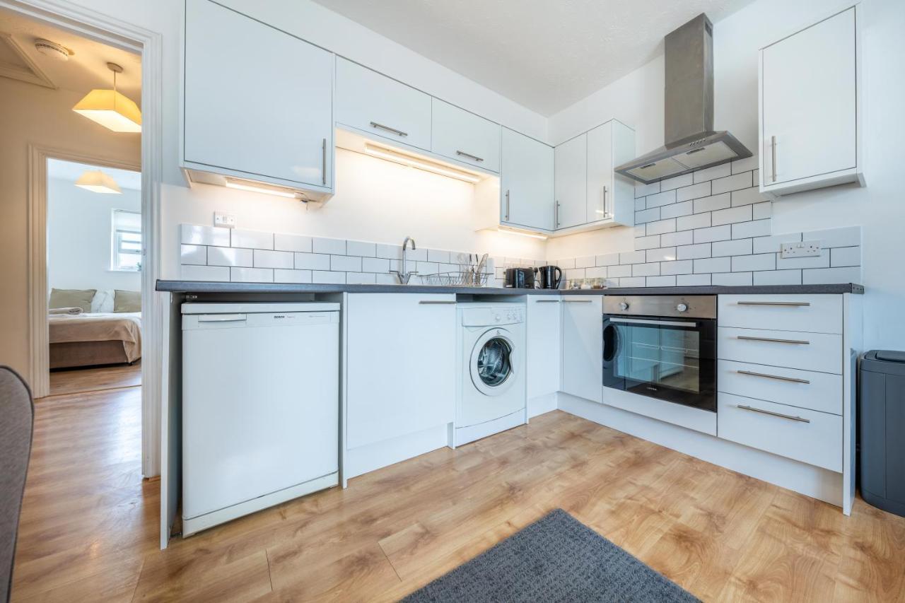 Stansted Airport & Bishops Stortford Town Centre Professional Apartment Бишопс-Стортфорд Экстерьер фото